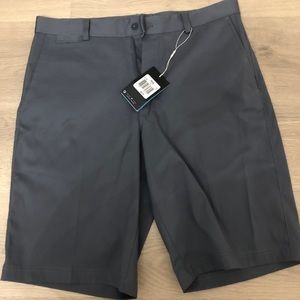 Mens Nike golf shorts size 32